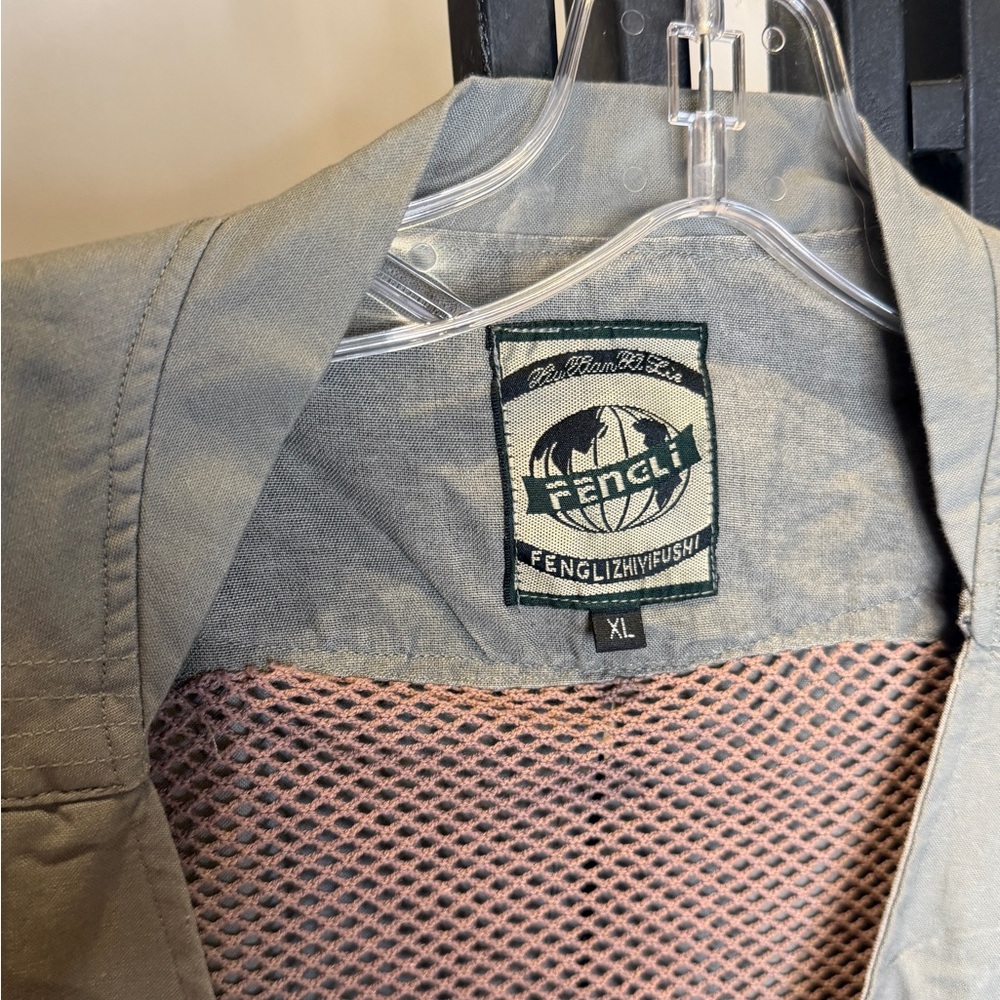 Men's Khaki Outdoor Utility Vest - Picture 4 of 4